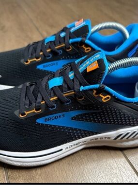 Brooks Adrenaline GTS 22 Running Shoes Black Blue Orange 1103661D034 Men's 8.5